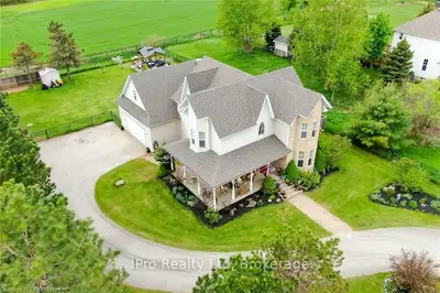 32 COLES Court, Halton Hills, ON L7J 2L8