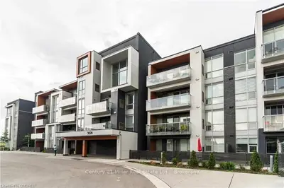 3028 CREEKSHORE 101, Oakville, ON L6M 5K6