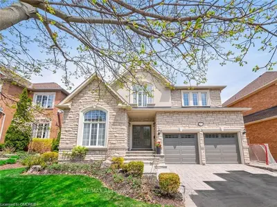 2335 VALLEY FOREST Way, Oakville, ON L6H 6W8
