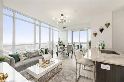 4099 BRICKSTONE Mews 3206, Mississauga, ON L5B 0G2