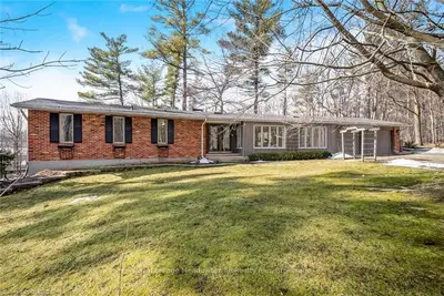11247 5 Side Road, Halton Hills, ON L7G 4S6