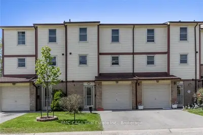 7340 COPENHAGEN Road 11, Mississauga, ON L5N 2S5