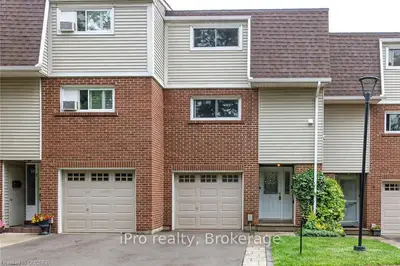 960 WARWICK Court 3, Burlington, ON L7T 4C5