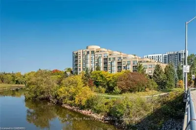 2511 Lakeshore Road W 323, Oakville, ON L6L 6L9