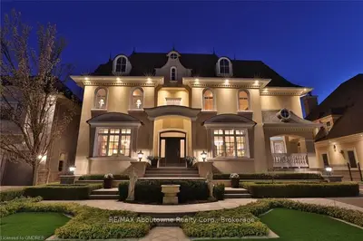 2178 HAMPSTEAD Road, Oakville, ON L6H 6Z1