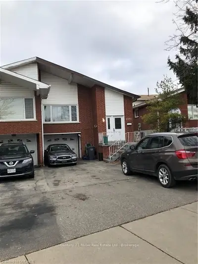 2391 CULVER Way, Mississauga, ON L5B 2P8