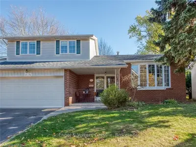 2176 HIXON Street, Oakville, ON L6L 1T4