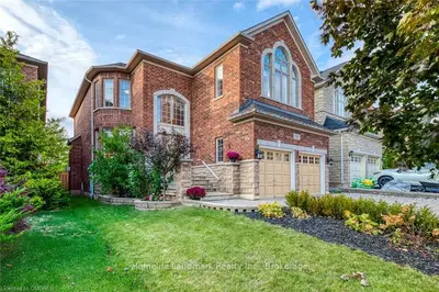 1117 KESTELL Boulevard, Oakville, ON L6H 7M6