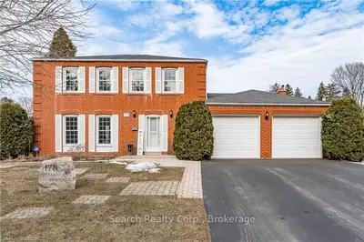 178 Shanley Terrace, Oakville, ON L6K 2H6