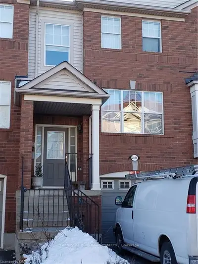 2888 GARNETHILL Way, Oakville, ON L6M 5E9