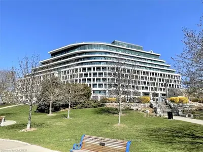 11 Bronte Road 621, Oakville, ON L6L 0E1