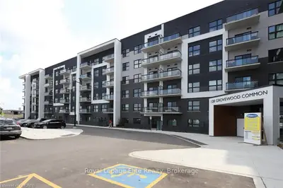 128 GROVEWOOD 603, Oakville, ON L6X 0X3