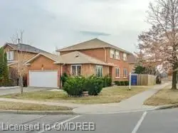 1553 Heritage Way, Oakville, ON L6M 2Z7
