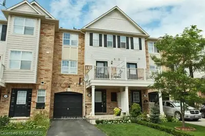 3049 DRUMLOCH Avenue, Oakville, ON L6M 5H7