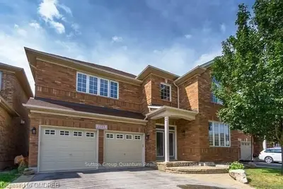 2165 HIGHCLIFFE Way, Oakville, ON L6M 5B6