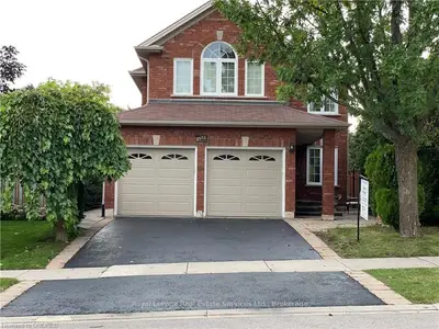 2572 ANDOVER Road, Oakville, ON L6H 6C4