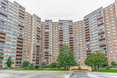 714 The West Mall 210, Toronto W08, ON M9C 4X1