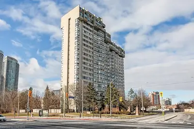 200 ROBERT SPECK Parkway 903, Mississauga, ON L4Z 1S3
