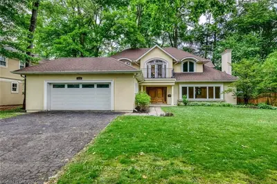 1123 Morrison Heights Drive, Oakville, ON L6J 4H9
