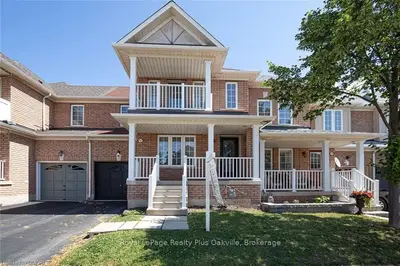 2301 SADDLECREEK Crescent, Oakville, ON L6M 5J6