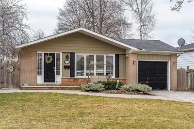436 WITHNELL Crescent, Oakville, ON L6L 3L9