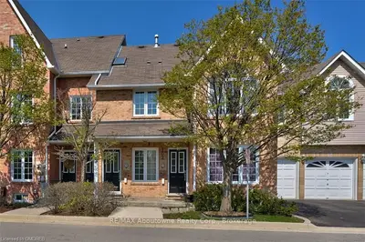 2075 WALKER'S Line 205, Burlington, ON L7M 4G7