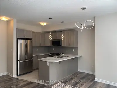 445 Ontario Street S 108, Milton, ON L9T 9K4