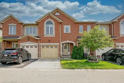 1489 HERITAGE Way 17, Oakville, ON L6M 4M6