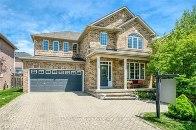 2267 GRAND OAK Trail, Oakville, ON L6M 4V3