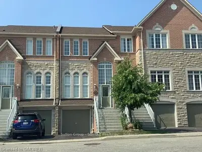 5260 MCFARREN Boulevard 75, Mississauga, ON L5M 0E7