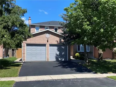 426 PARKLANE Road, Oakville, ON L6H 4J5