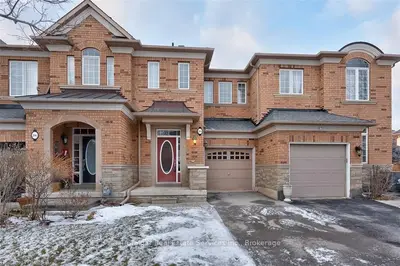 208 DUSKYWING Way, Oakville, ON L6L 6X4