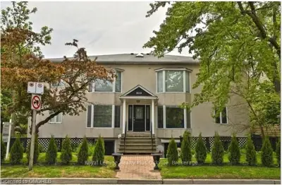 312 Reynolds Street 1, Oakville, ON L6J 3L8