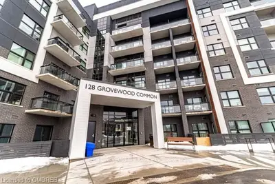 128 Grovewood Common 430, Oakville, ON L6H 0X3