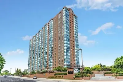 115 HILLCREST Avenue 1715, Mississauga, ON L5B 3Y9
