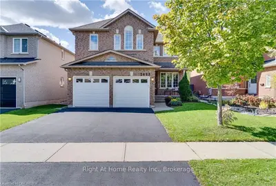 2422 EDEN VALLEY Drive, Oakville, ON L6H 6L2