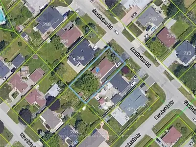 284 SOUTHVIEW Road, Oakville, ON L6K 2P5