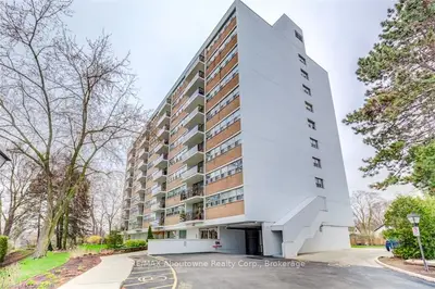 212 KERR Street 1006, Oakville, ON L6K 3B1