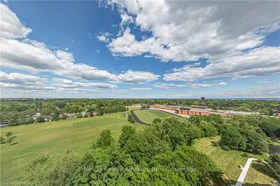 5090 PINEDALE Avenue 1201, Burlington, ON L7L 5V8