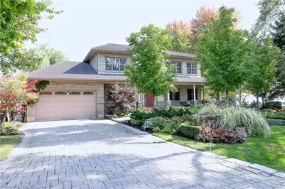 1624 WATERSEDGE Road, Mississauga, ON L5J 1A4