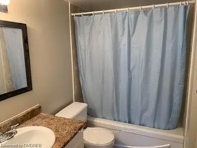 35 TRAILWOOD Drive 517, Mississauga, ON L4Z 3L6