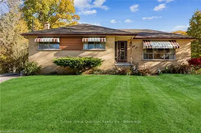 439 Lees Lane, Oakville, On L6l 4s9