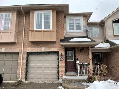 29 PALOMINO Trail, Halton Hills, ON L7G 6E9