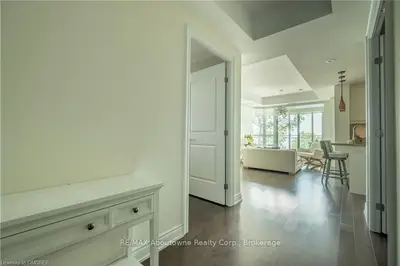 3500 LAKESHORE Road W 414, Oakville, ON L6L 0B4