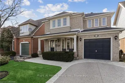 5046 BUNTON Crescent, Burlington, ON L7L 6G8