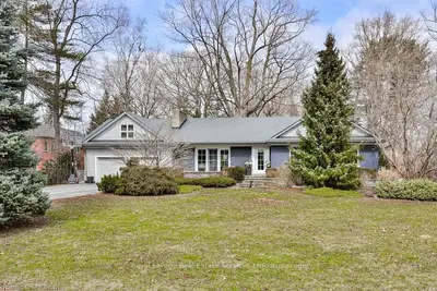 279 WESTWOOD Drive, Oakville, ON L6L 4Y1