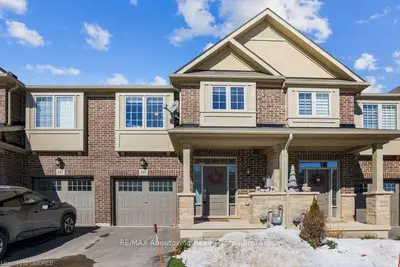 395 THRESHING MILL Boulevard, Oakville, ON L6H 0P5