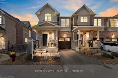 3128 BLACKFRIAR COMMON, Oakville, ON L6H 0P8