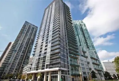 223 WEBB Drive 2804, Mississauga, ON L5B 0E8