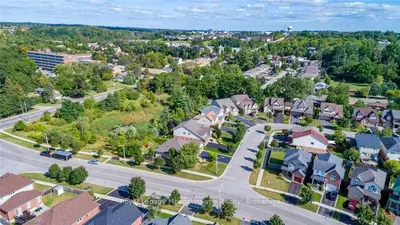 1 Costigan Court, Halton Hills, ON L7G 6J1